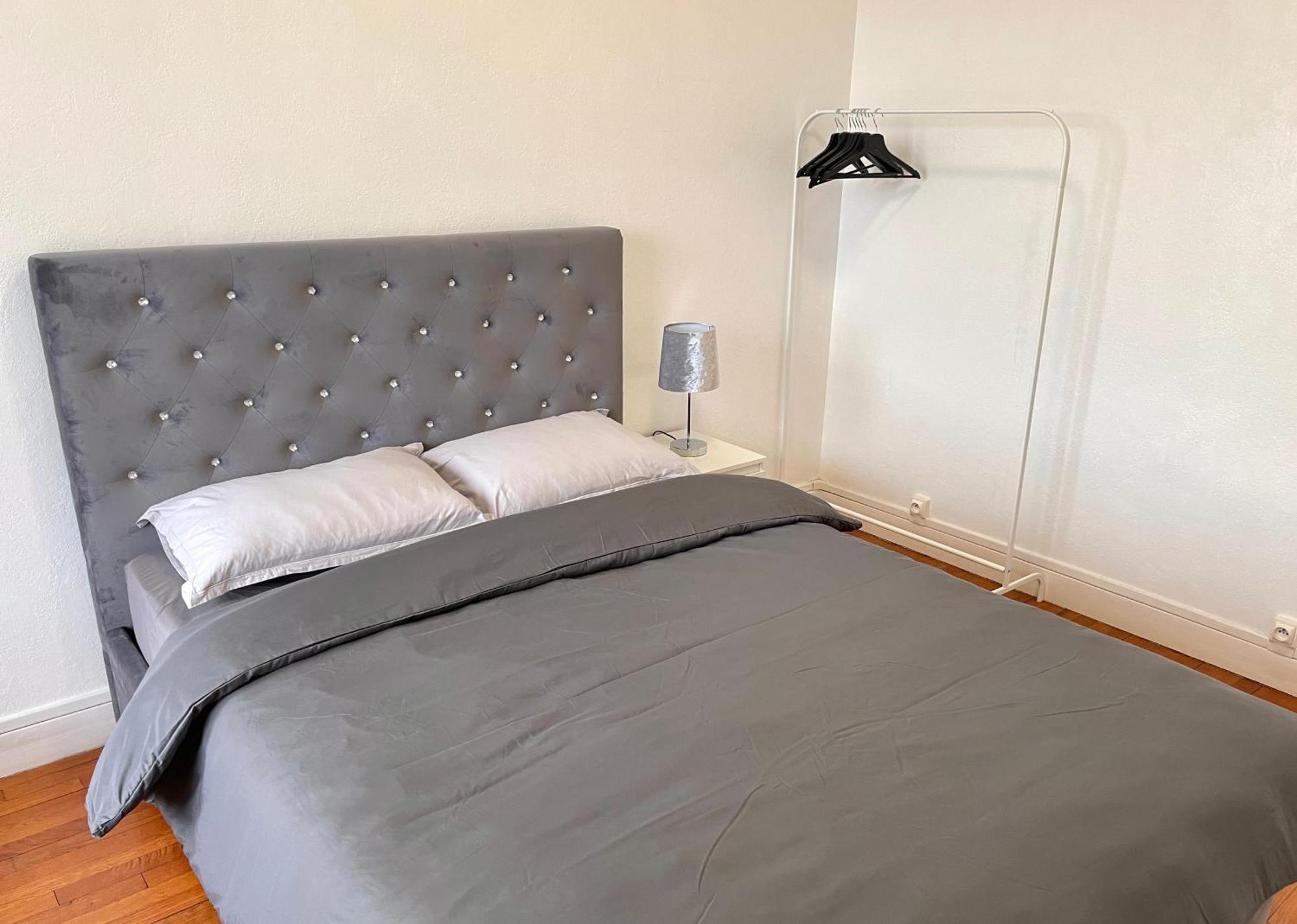 Appartement Confortable, Centre-Ville Troyes Exterior foto